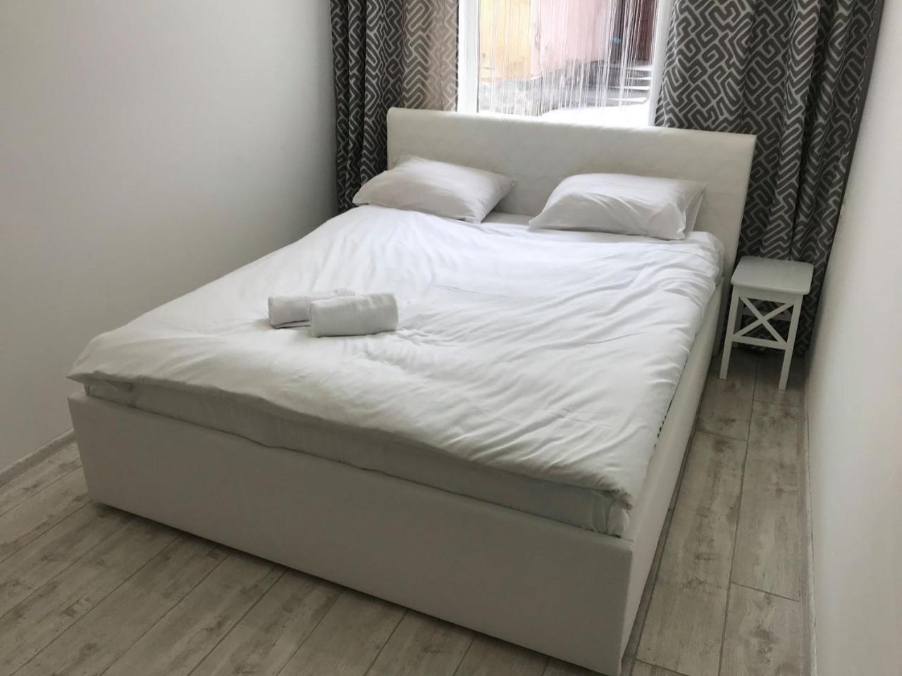 Modern Apartment Lviv Kültér fotó